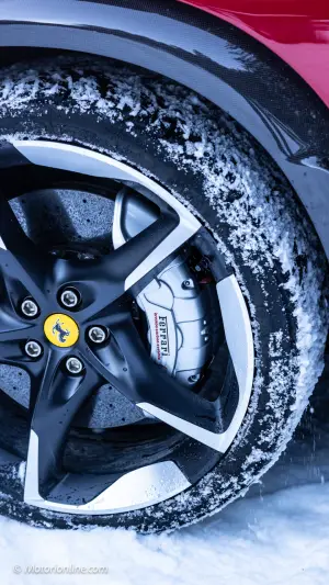 Ferrari Purosangue - Prova su strada