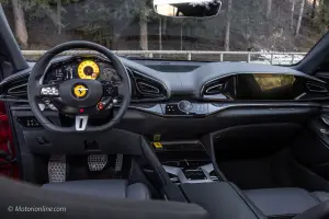 Ferrari Purosangue - Prova su strada