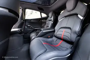 Ferrari Purosangue - Prova su strada