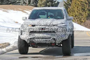 Chevrolet Colorado ZR2 Bison 2024 - Foto Spia 10-03-2023