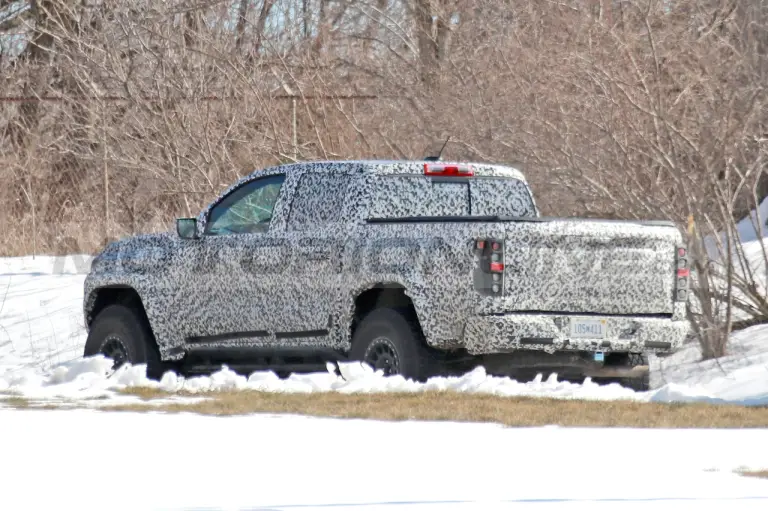 Chevrolet Colorado ZR2 Bison 2024 - Foto Spia 10-03-2023 - 9