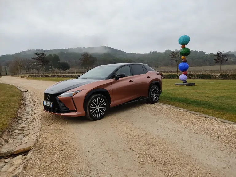 Lexus RZ 450e - Prova Aix en Provence - 3