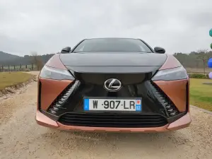 Lexus RZ 450e - Prova Aix en Provence
