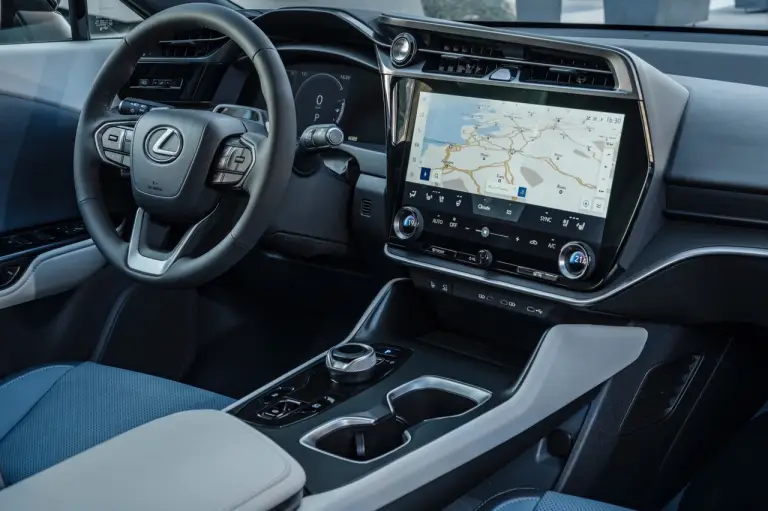 Lexus RZ 450e - Foto ufficiali - 3