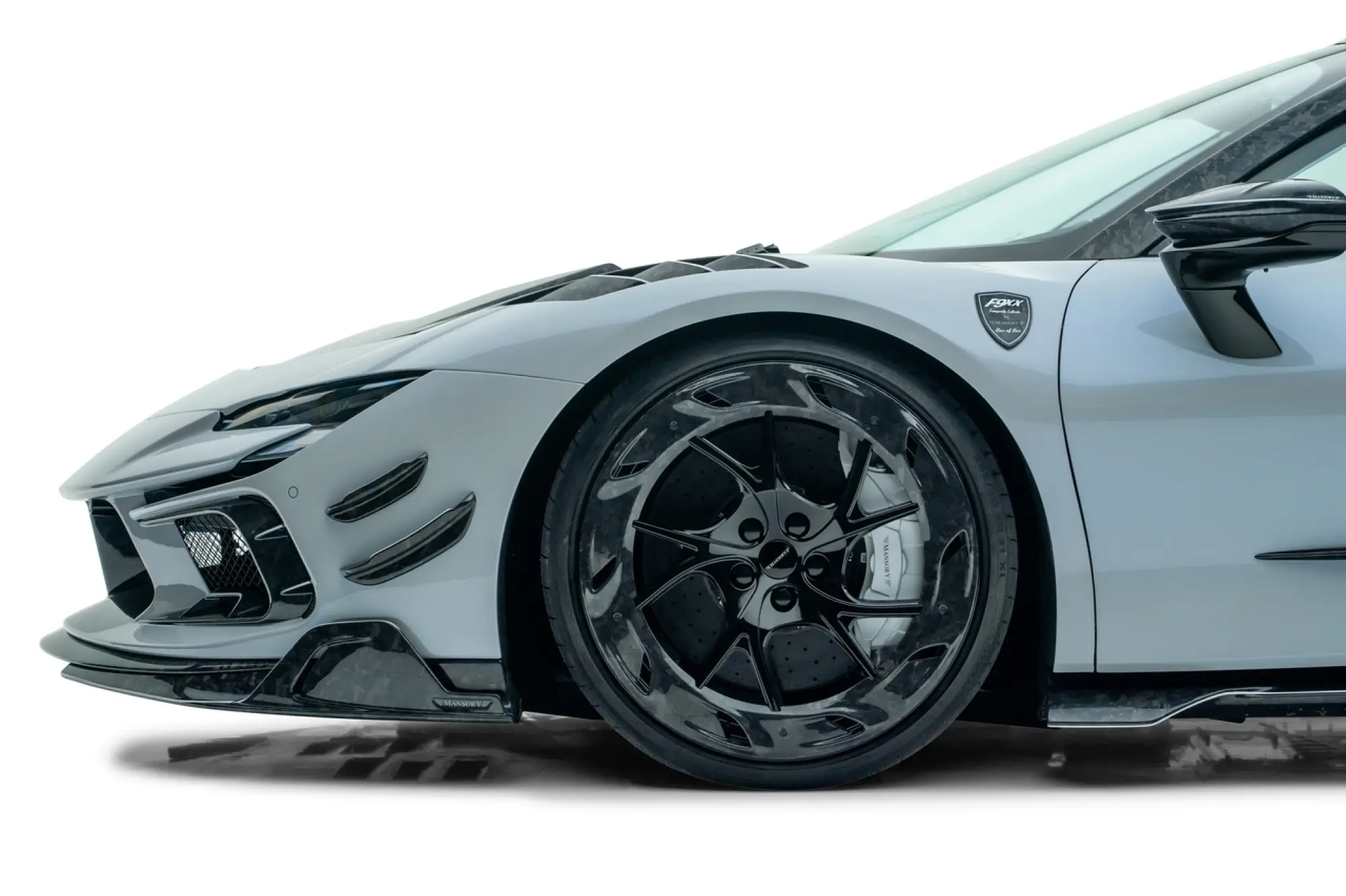 Mansory F9XX Tempesta Celeste Ferrari SF90 Spider - 8