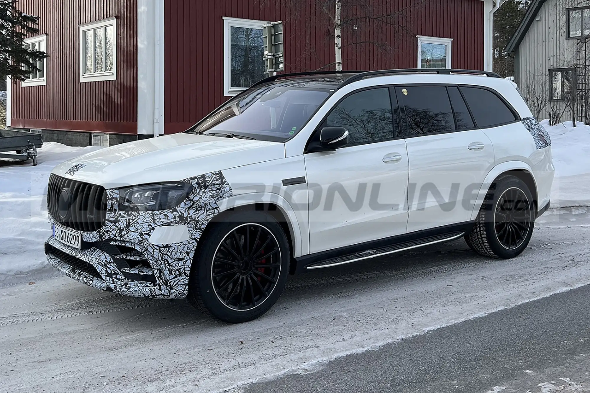 Mercedes-AMG GLS 63 2024 - Foto Spia 13-03-2023 - 3