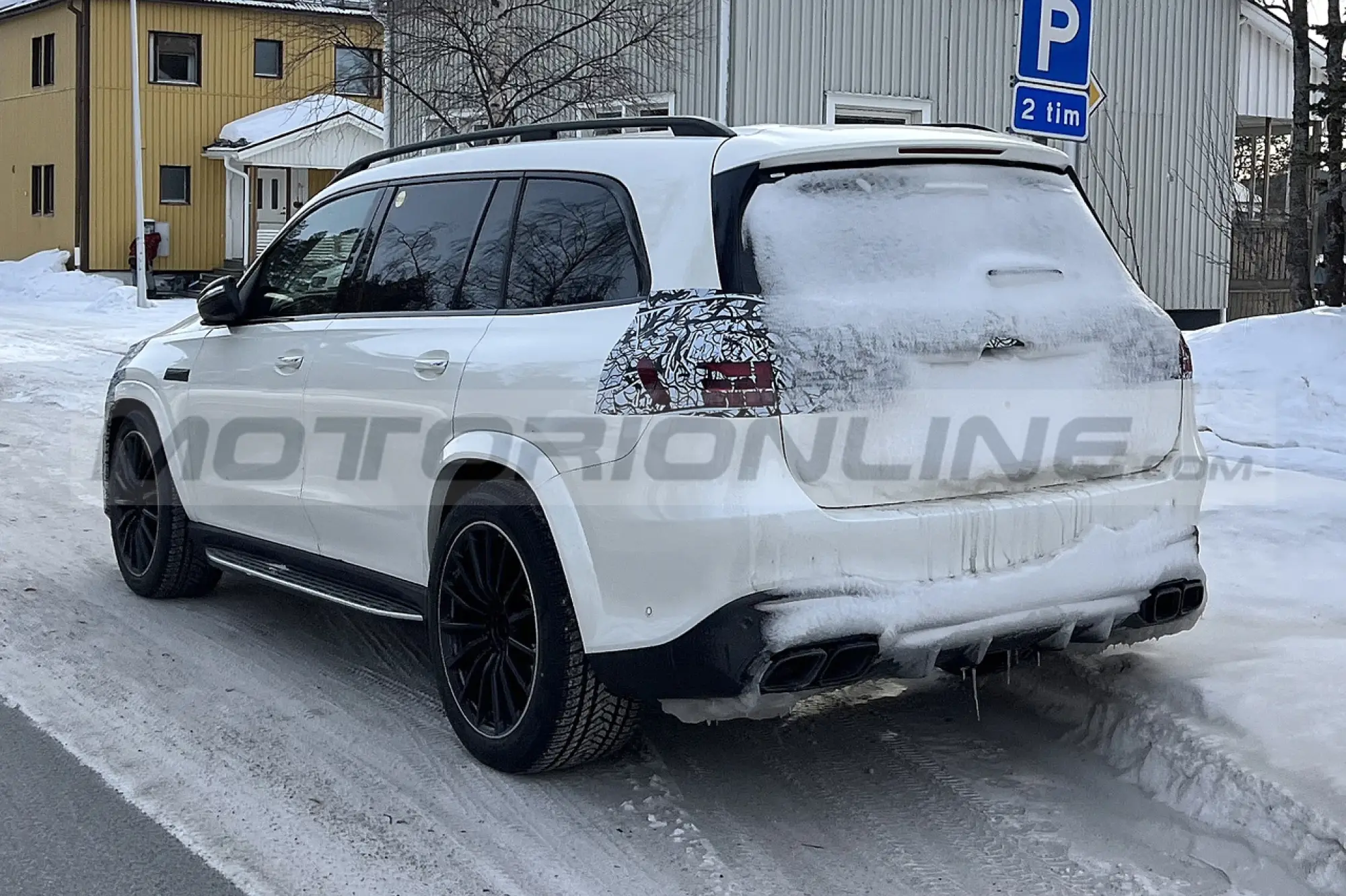 Mercedes-AMG GLS 63 2024 - Foto Spia 13-03-2023 - 2
