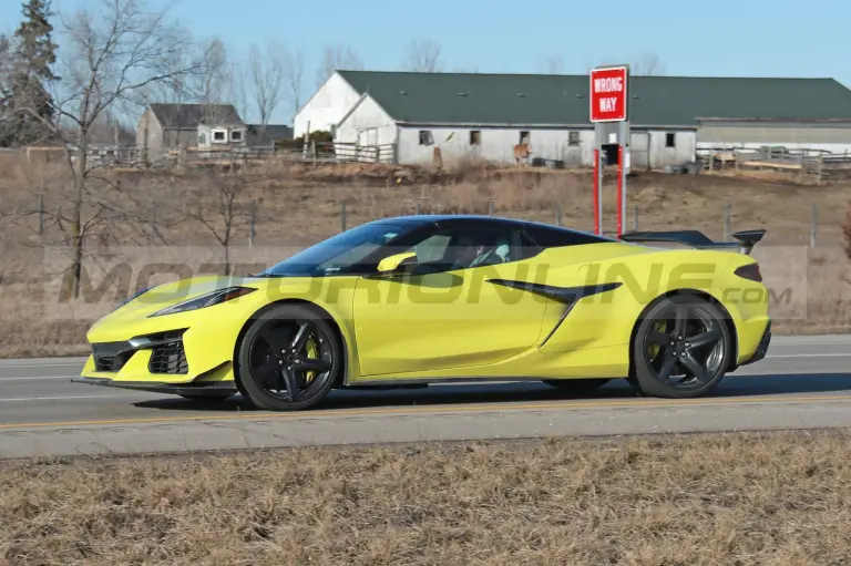 Chevrolet Corvette Z06 C8 - Foto Spia 18-03-2023 - 1