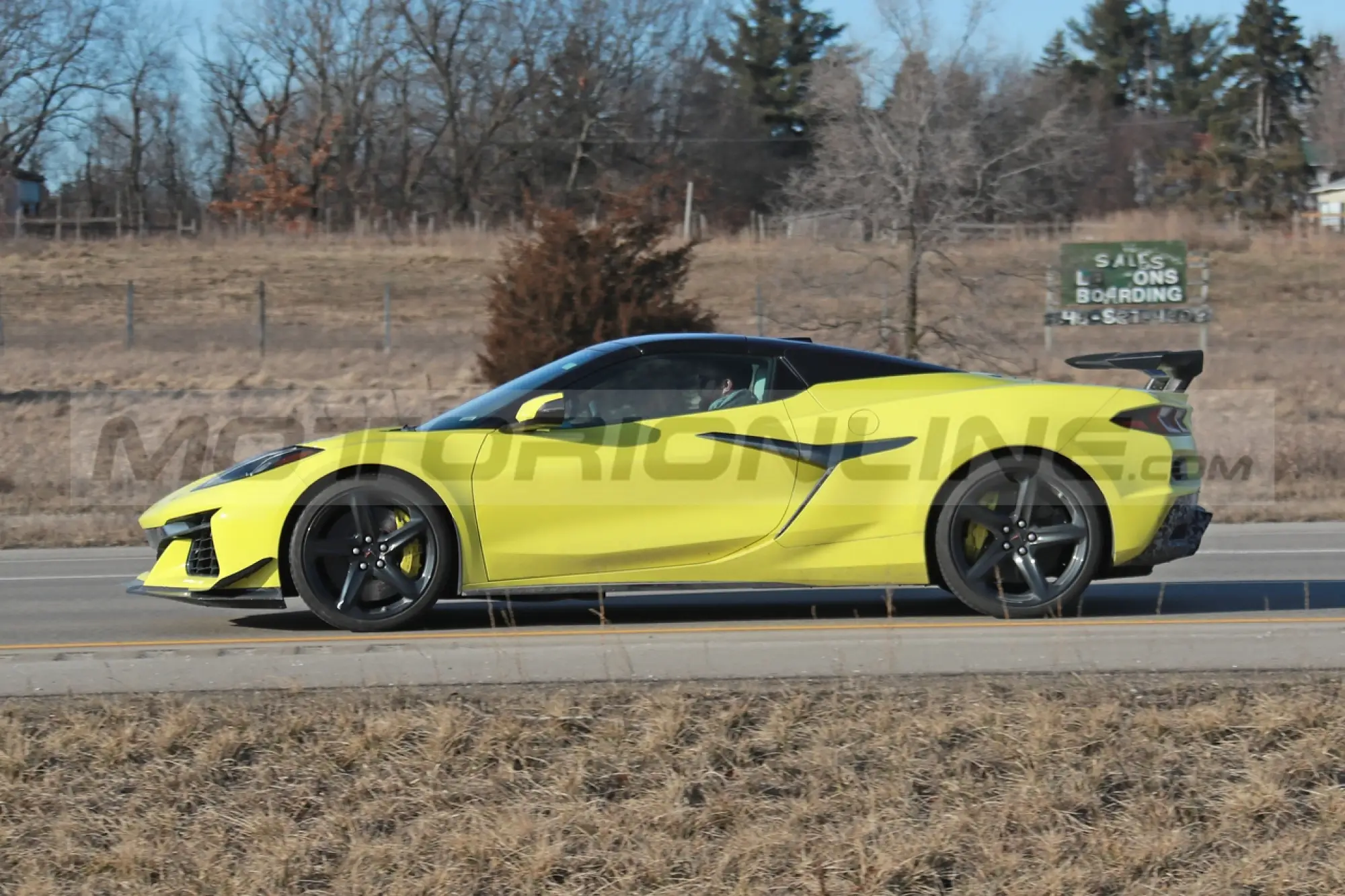 Chevrolet Corvette Z06 C8 - Foto Spia 18-03-2023 - 4