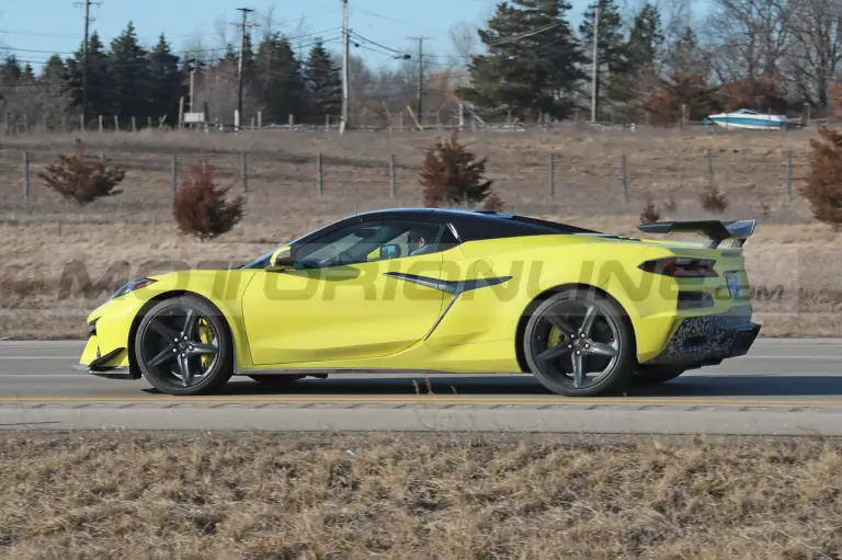 Chevrolet Corvette Z06 C8 - Foto Spia 18-03-2023 - 3