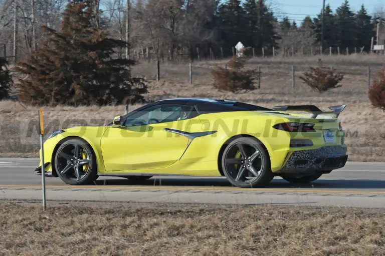 Chevrolet Corvette Z06 C8 - Foto Spia 18-03-2023 - 6