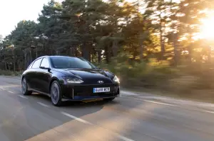 Hyundai Ioniq 6 - Primo contatto