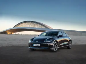Hyundai Ioniq 6 - Primo contatto