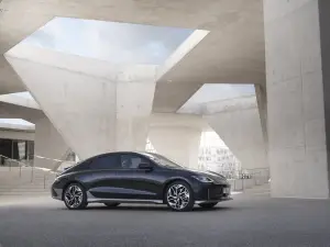 Hyundai Ioniq 6 - Primo contatto