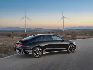 Hyundai Ioniq 6 - Primo contatto