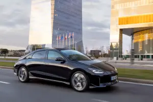 Hyundai Ioniq 6 - Primo contatto