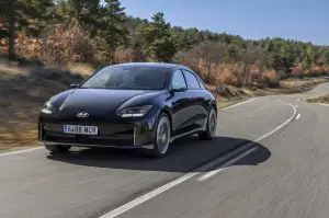 Hyundai Ioniq 6 - Primo contatto