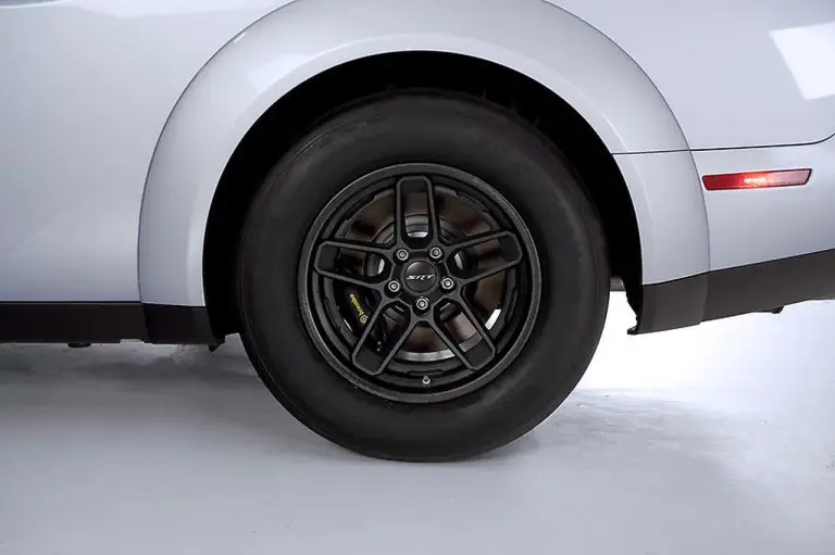 Dodge Challenger SRT Demon 170 - 16