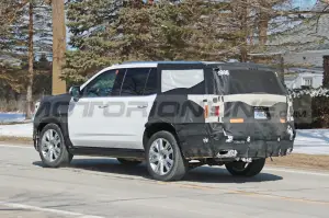 Chevrolet Tahoe High Country 2024 - Foto Spia 22-03-2023
