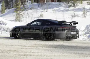 Porsche 911 GT3 restyling - Foto Spia 23-03-2023 - 8