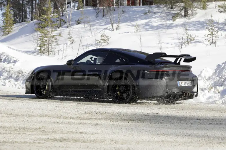Porsche 911 GT3 restyling - Foto Spia 23-03-2023 - 8