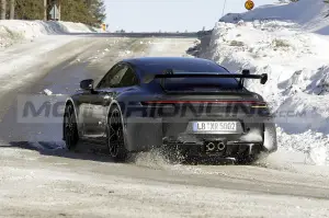 Porsche 911 GT3 restyling - Foto Spia 23-03-2023 - 12