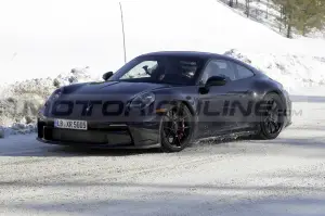 Porsche 911 GT3 restyling - Foto Spia 23-03-2023 - 18