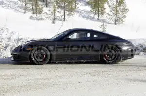 Porsche 911 GT3 restyling - Foto Spia 23-03-2023 - 22