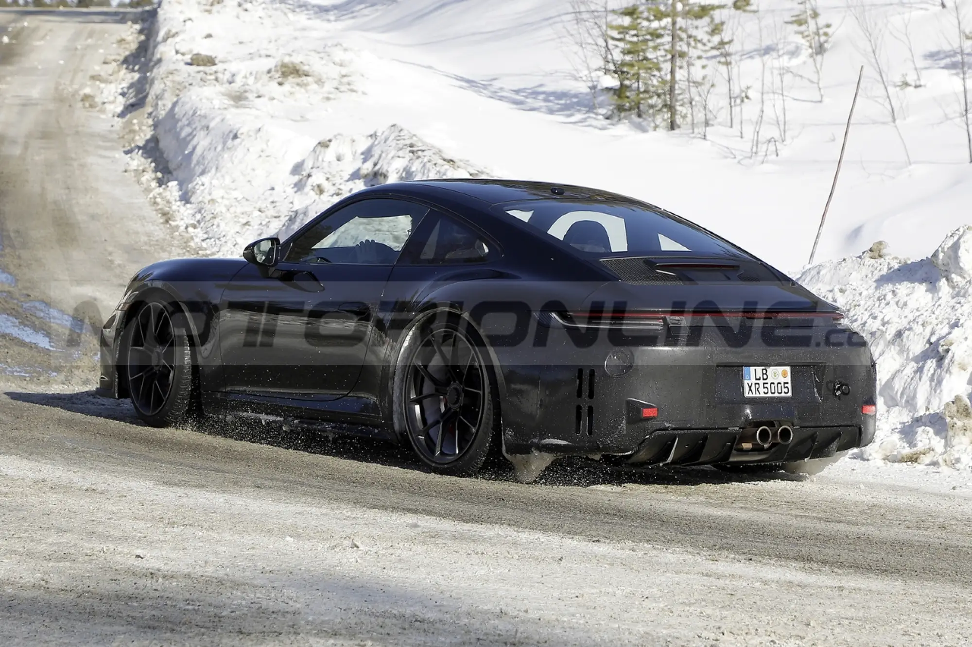 Porsche 911 GT3 restyling - Foto Spia 23-03-2023 - 24