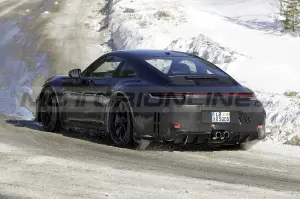 Porsche 911 GT3 restyling - Foto Spia 23-03-2023 - 28