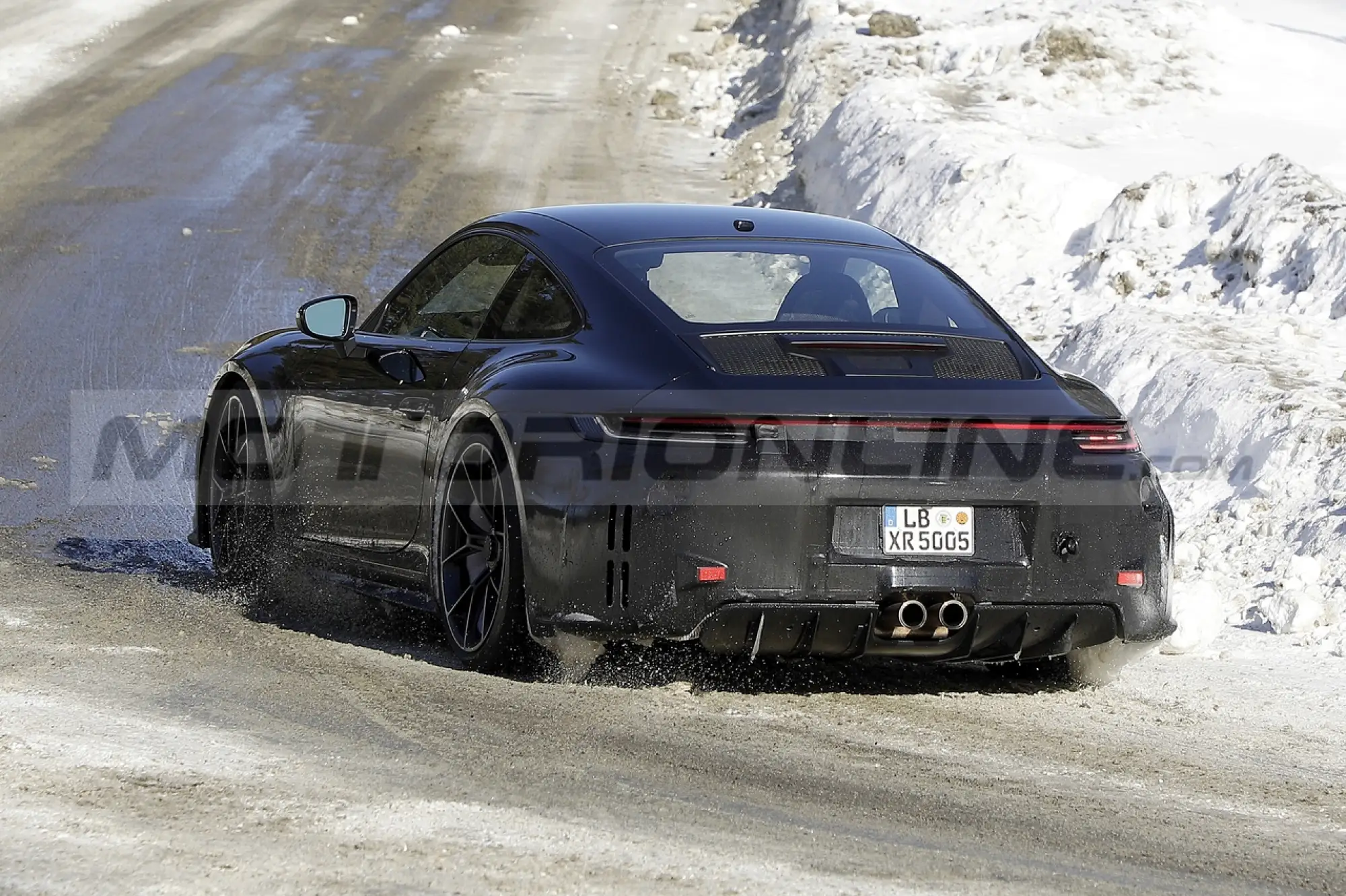 Porsche 911 GT3 restyling - Foto Spia 23-03-2023 - 27