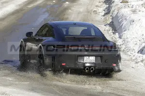 Porsche 911 GT3 restyling - Foto Spia 23-03-2023 - 30