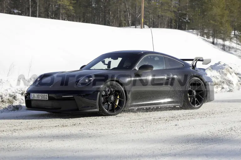 Porsche 911 GT3 restyling - Foto Spia 23-03-2023 - 1