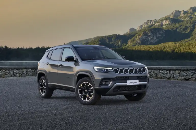 Jeep Renegade e Compass Upland Cross e High Altitude - 3