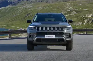 Jeep Renegade e Compass Upland Cross e High Altitude