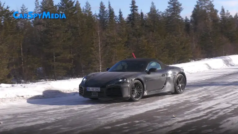 Porsche 718 Boxster 2025 prototipo - 18