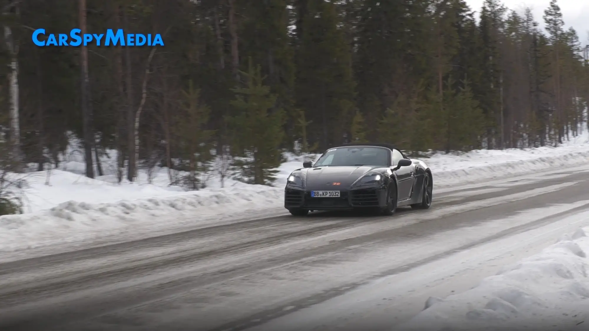 Porsche 718 Boxster 2025 prototipo - 12