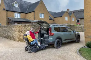Dacia Jogger nel Regno Unito - 5
