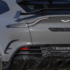 Aston Martin DBX by Mansory - 2