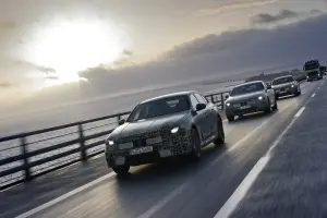 Nuova BMW i5 prototipi - Foto ufficiali - 16