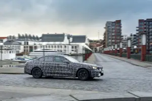 Nuova BMW i5 prototipi - Foto ufficiali - 12