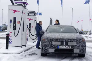 Nuova BMW i5 prototipi - Foto ufficiali - 14