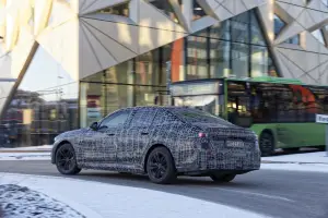 Nuova BMW i5 prototipi - Foto ufficiali - 25