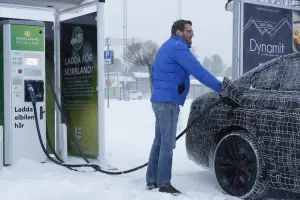 Nuova BMW i5 prototipi - Foto ufficiali - 24