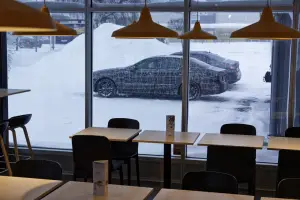 Nuova BMW i5 prototipi - Foto ufficiali - 26