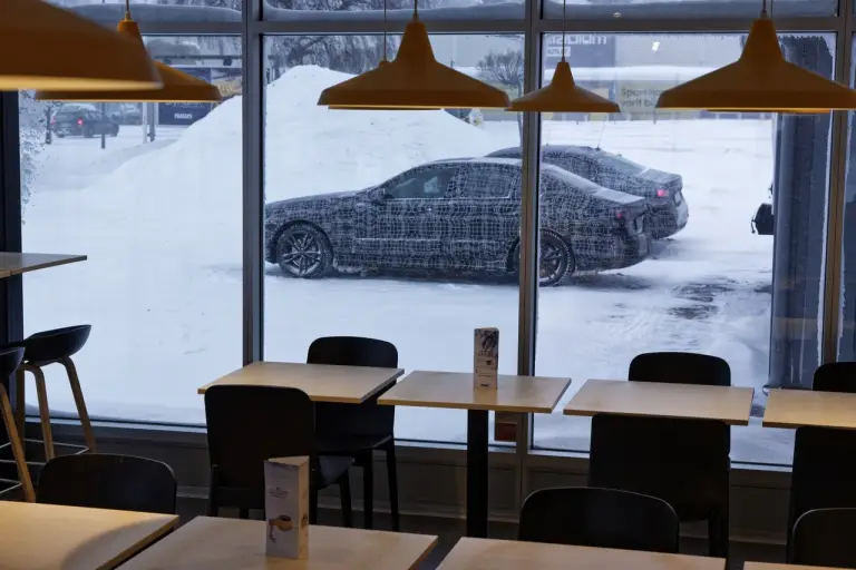 Nuova BMW i5 prototipi - Foto ufficiali - 26