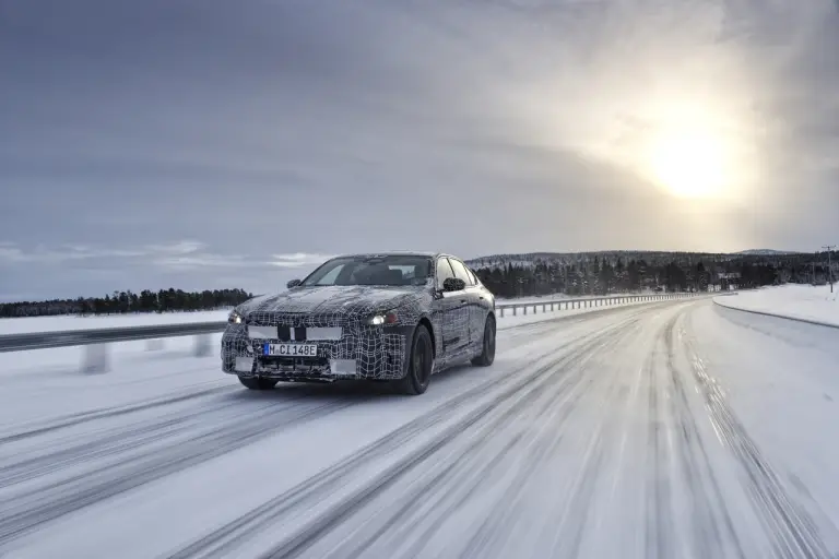 Nuova BMW i5 prototipi - Foto ufficiali - 39