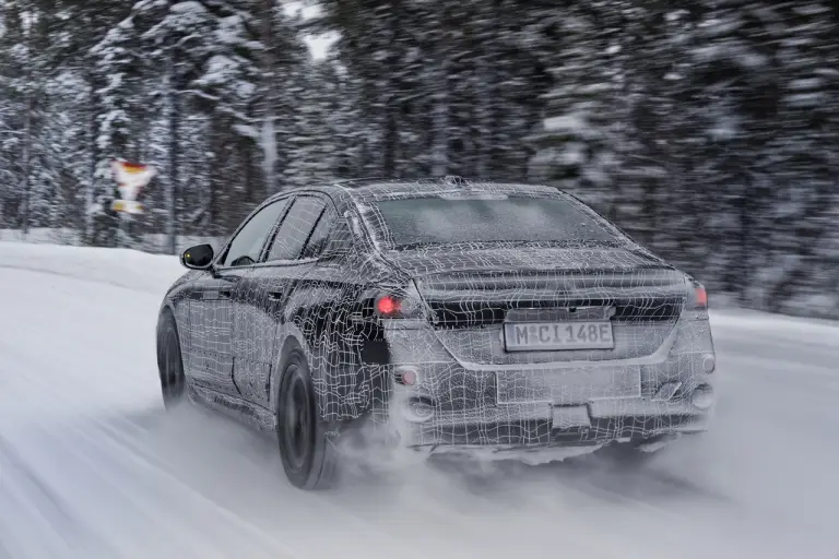 Nuova BMW i5 prototipi - Foto ufficiali - 42