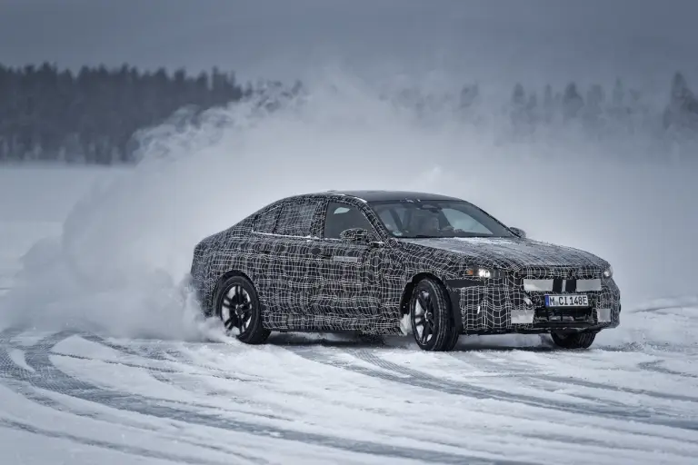Nuova BMW i5 prototipi - Foto ufficiali - 51