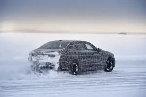 Nuova BMW i5 prototipi - Foto ufficiali - 57